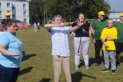 Strzał z łuku podczas V Nadwiślańskiej Olimpiadzie w Józefowie nad Wisłą 